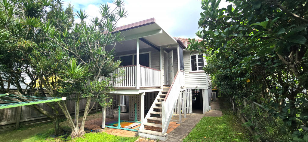 Contact Agent For Address, Holland Park, QLD 4121