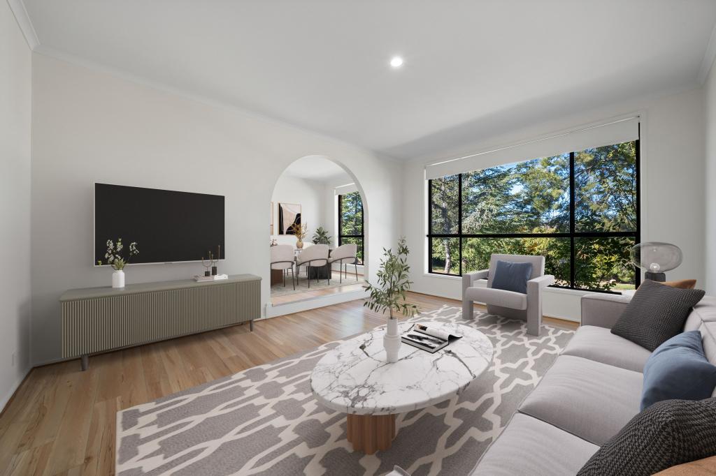 18 Clive Steele Ave, Monash, ACT 2904