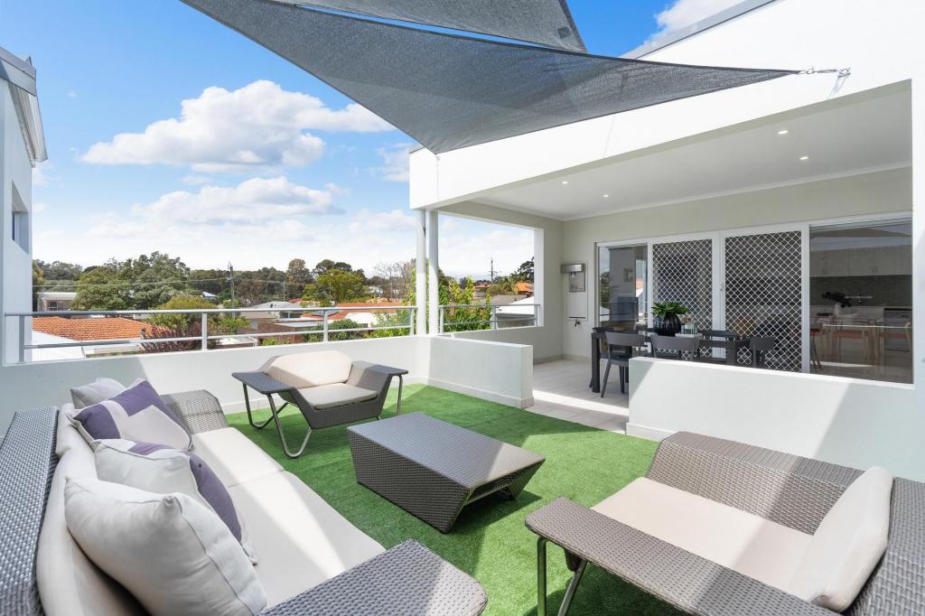 6/9 ORLEANS ST, SPEARWOOD, WA 6163