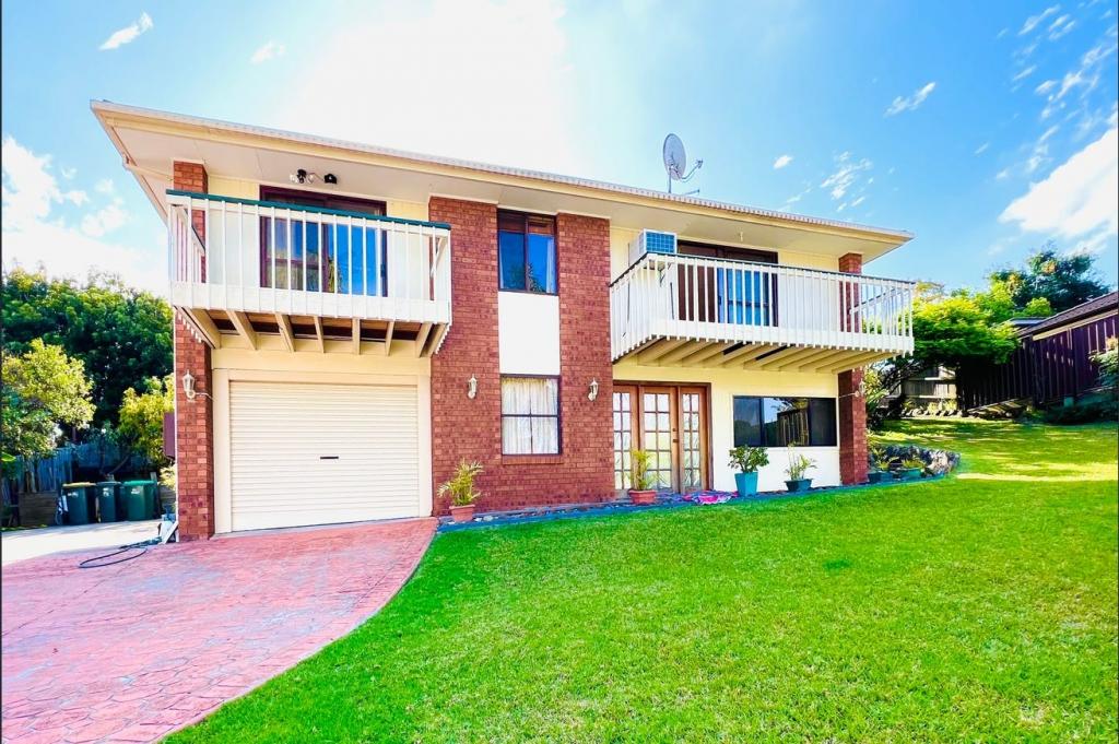 10 HARCOURT PL, EAGLE VALE, NSW 2558