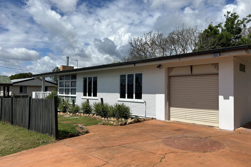 6 Strong St, South Toowoomba, QLD 4350