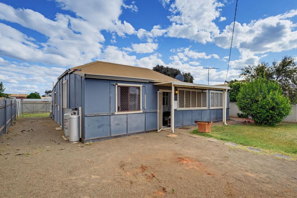 52 Hopkins St, South Boulder, WA 6432