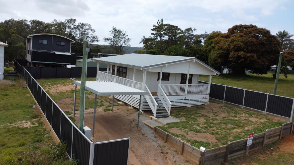 31 Bayswater Rd, Russell Island, QLD 4184