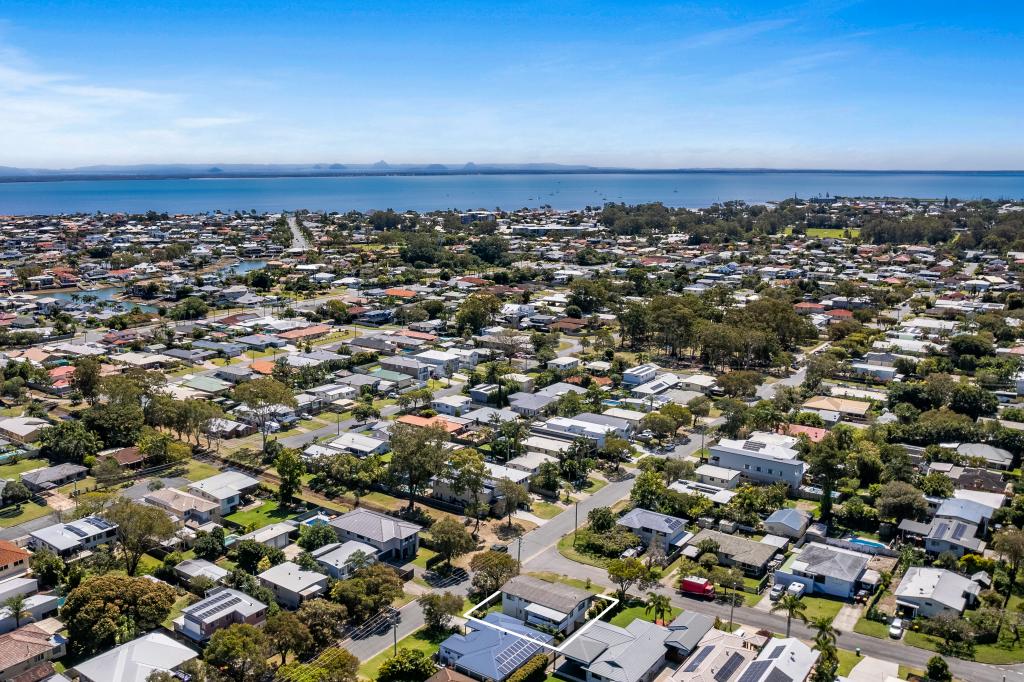 10 Amanda St, Scarborough, QLD 4020