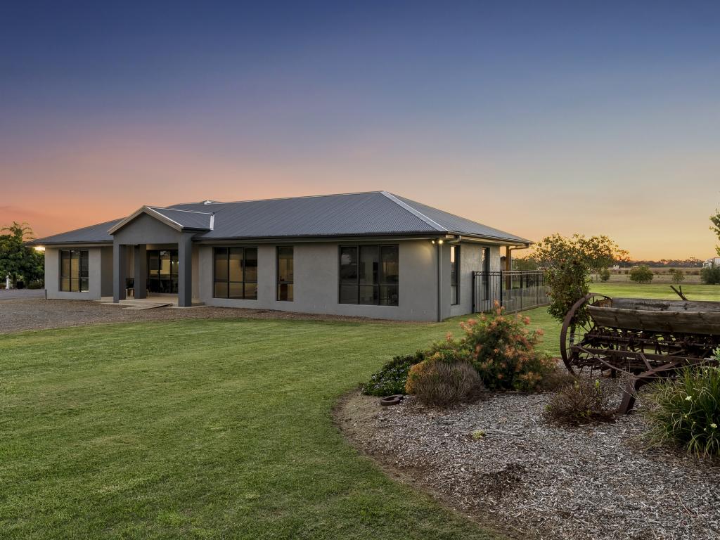 430 Cobram South Rd, Cobram, VIC 3644