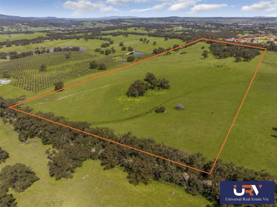 205 Arkells Lane, Wandong, VIC 3758