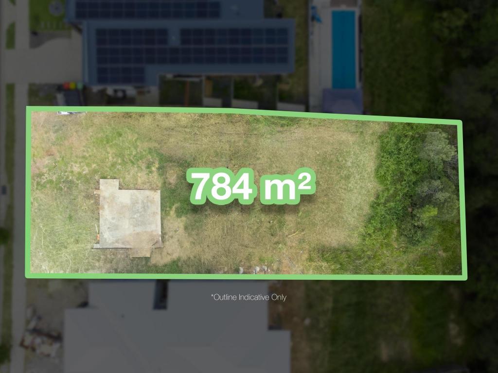 108 ROBERTS CRES, BELLBIRD PARK, QLD 4300