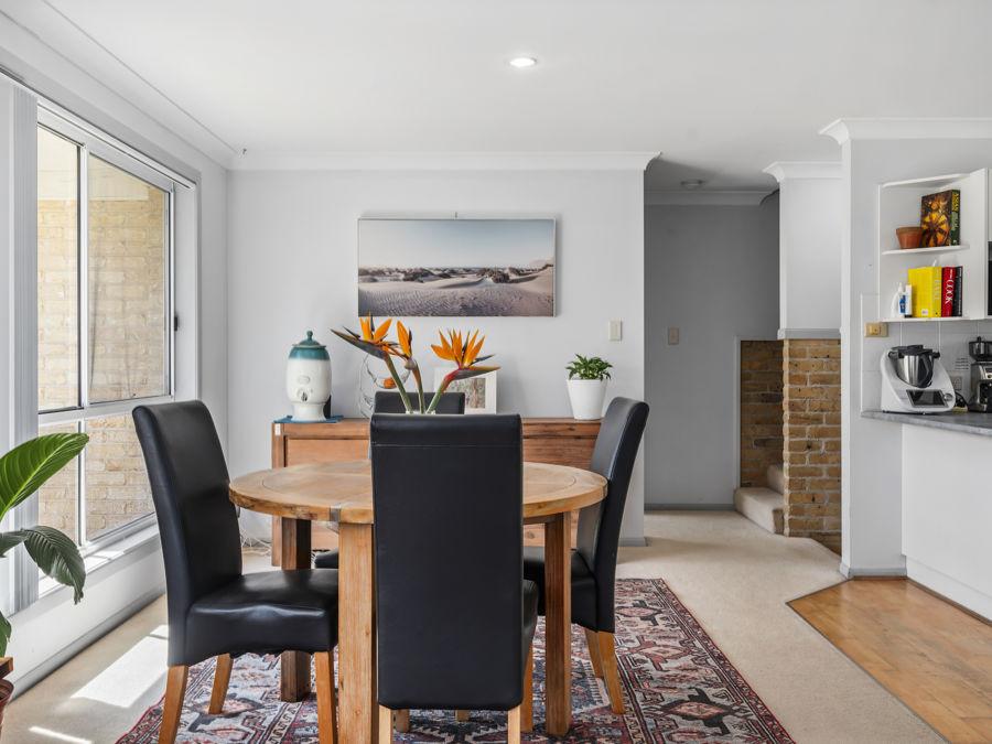 2 Beachside Ct, Sapphire Beach, NSW 2450