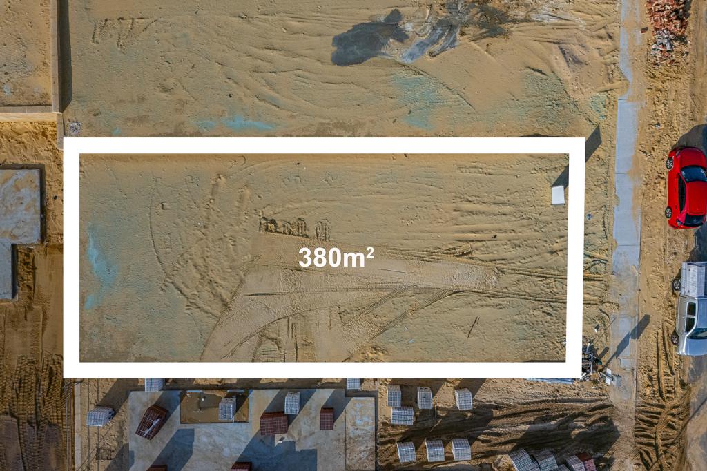 31 Norfolk St, Hammond Park, WA 6164