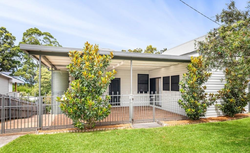 12 Stanhope St, Woonona, NSW 2517