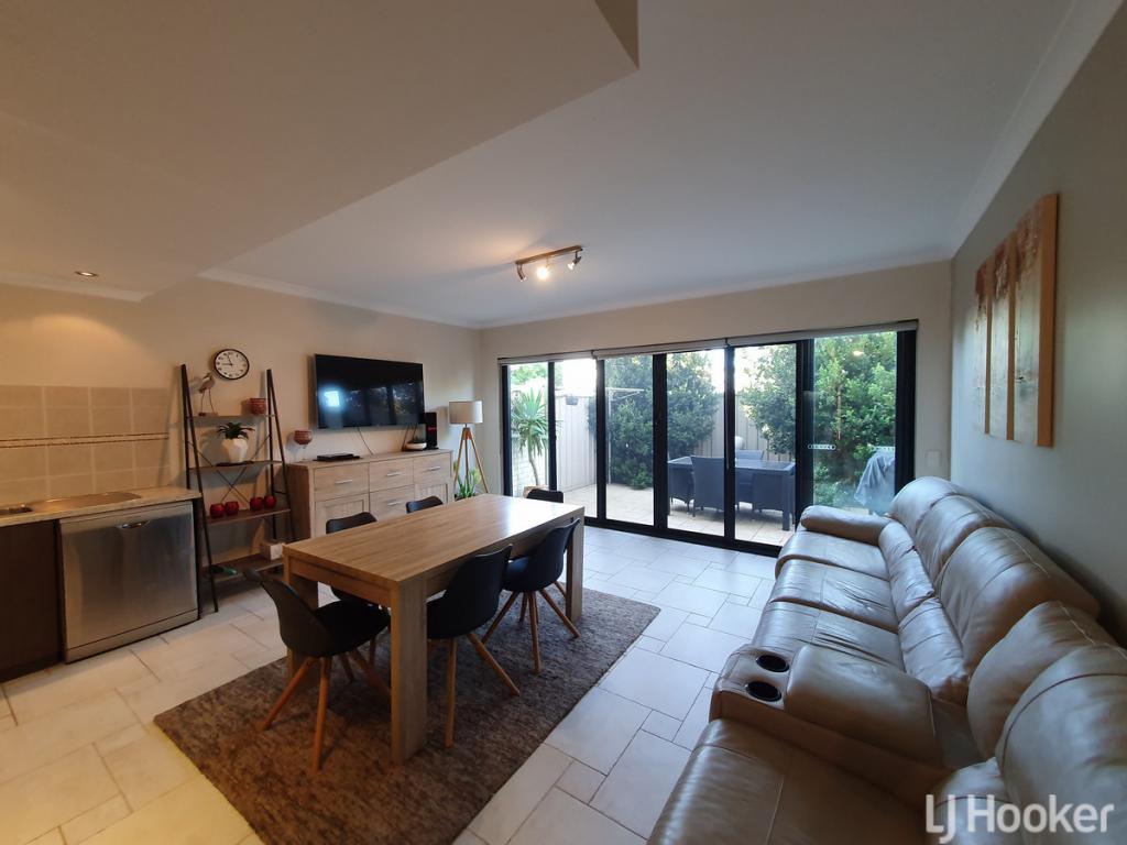 6/5 Carey St, Bunbury, WA 6230