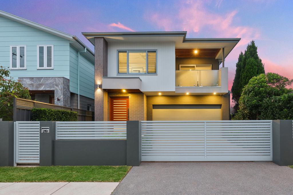 219 Beaumont St, Hamilton South, NSW 2303