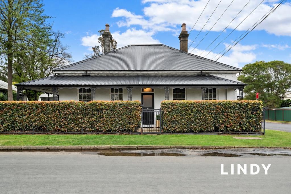 8 Cambridge St, Singleton, NSW 2330