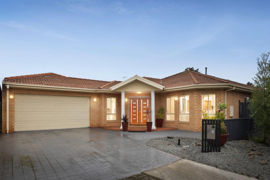 8 Primrose Ct, Gowanbrae, VIC 3043