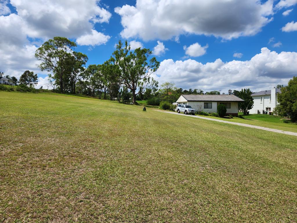 81-87 GARFIELD RD, HORSLEY PARK, NSW 2175