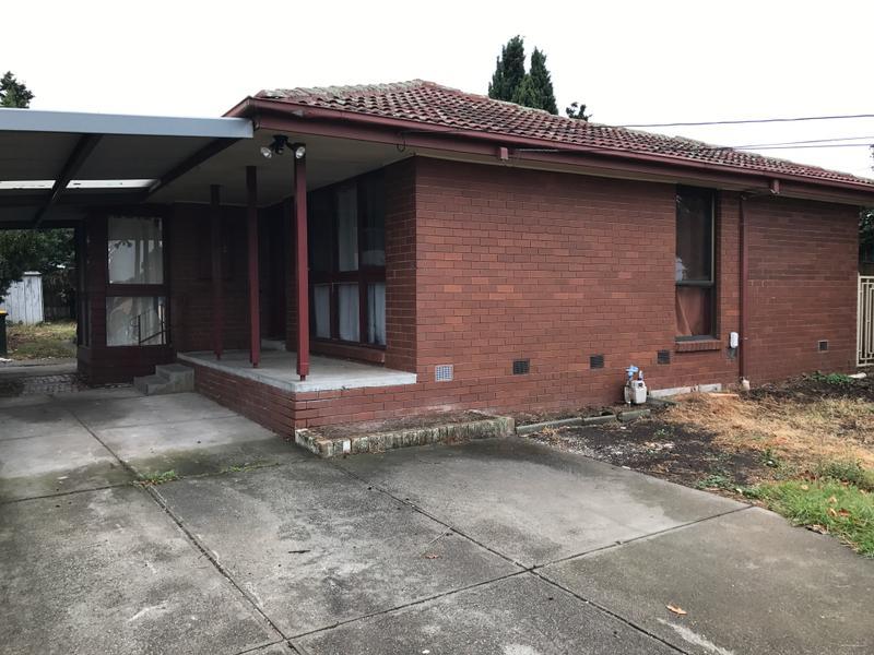 2 Grevillea Rd, Kings Park, VIC 3021