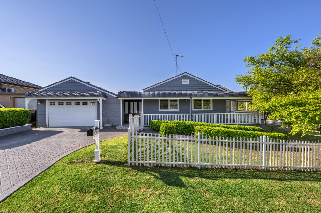 2 LARK PL, WALLACIA, NSW 2745