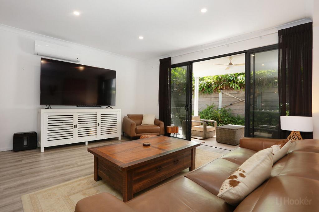 17/4a-8 Hansford Rd, Coombabah, QLD 4216