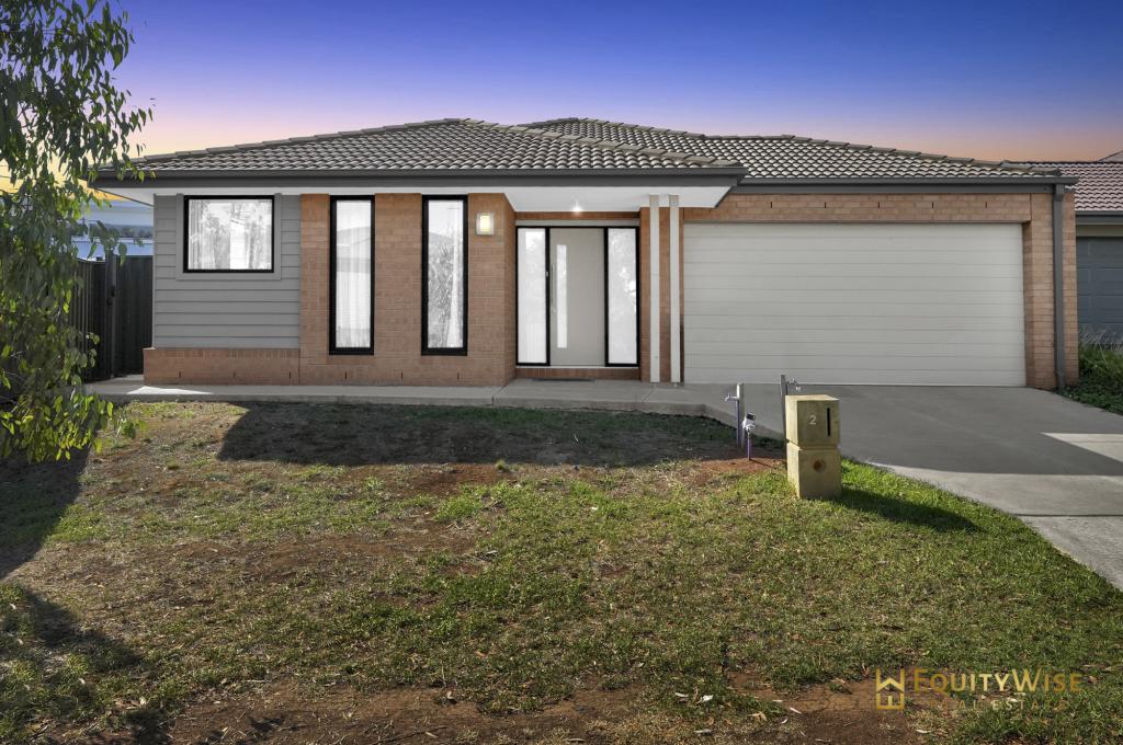 2 Yass Ct, Manor Lakes, VIC 3024