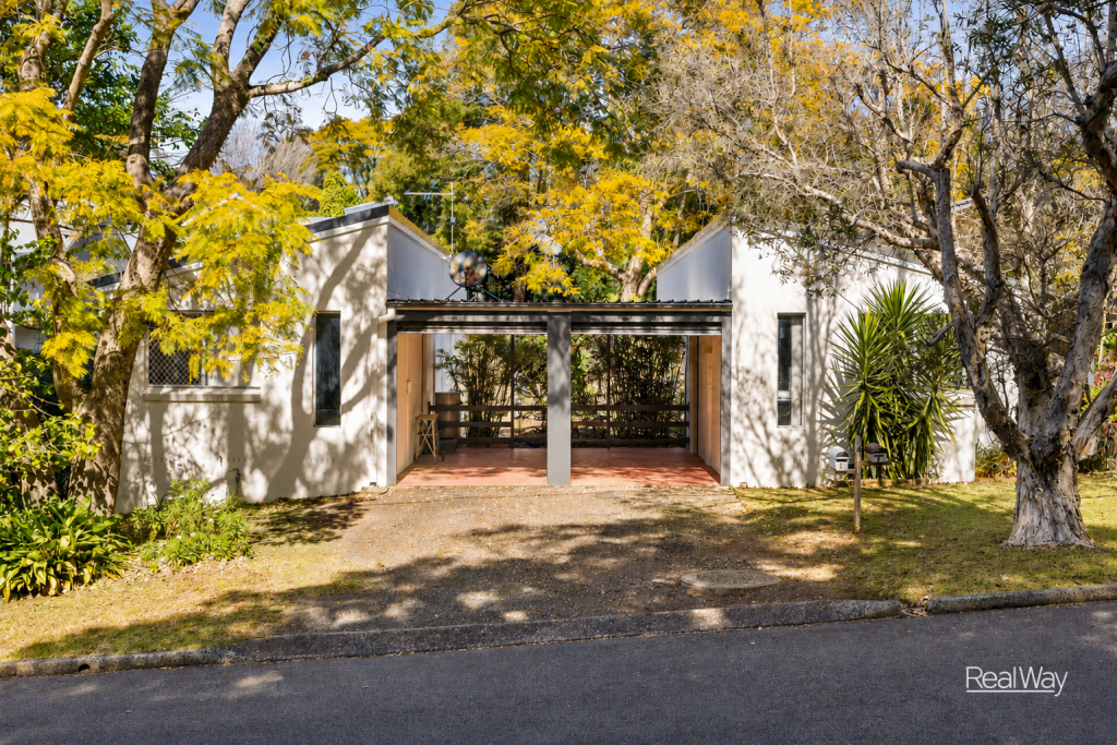 1 & 2/4 Ferguson St, Mount Lofty, QLD 4350