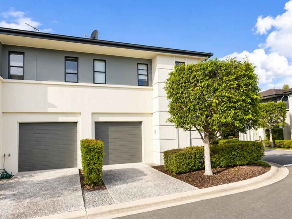 2 Bourton Rd, Merrimac, QLD 4226