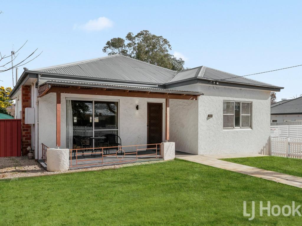 16 Russell St, Gormans Hill, NSW 2795