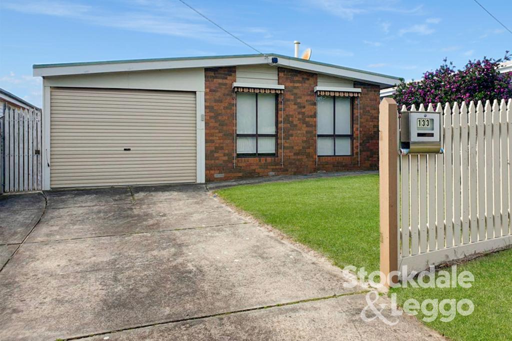 133 Sixth Ave, Rosebud, VIC 3939