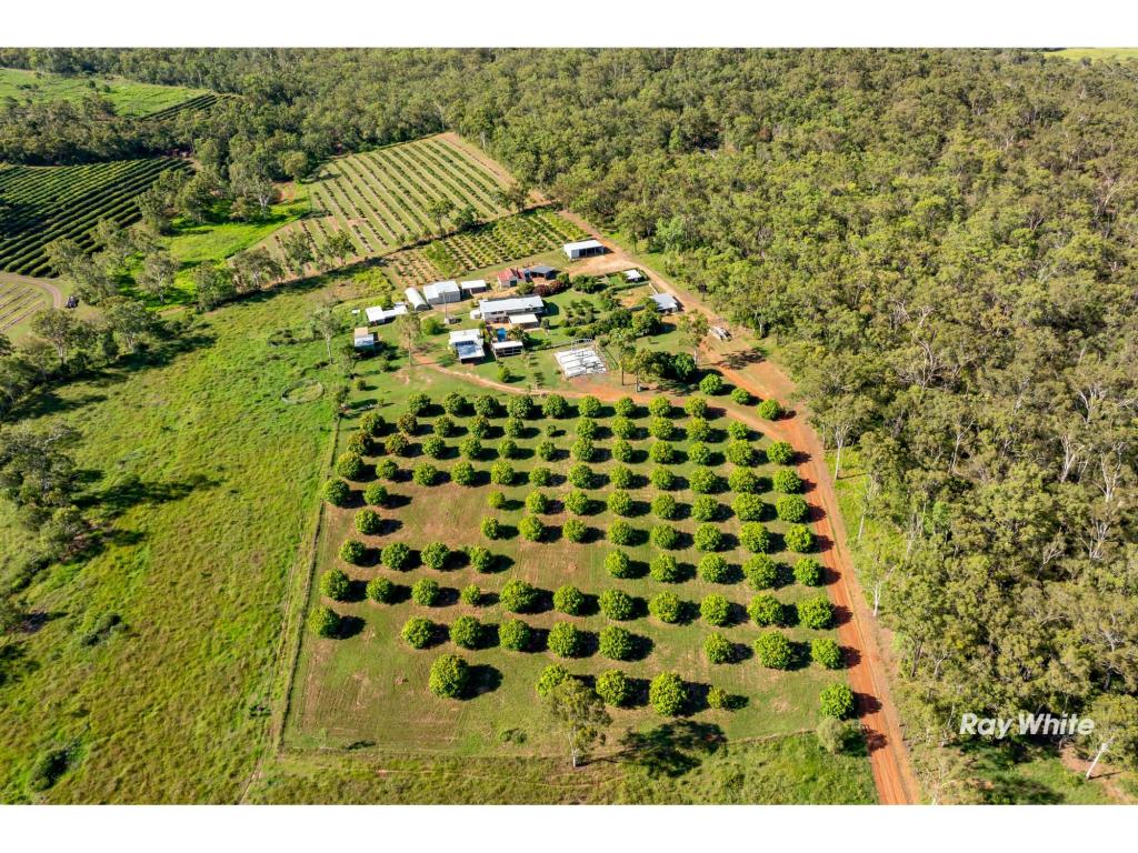 765 Keppel Sands Rd, Coowonga, QLD 4702