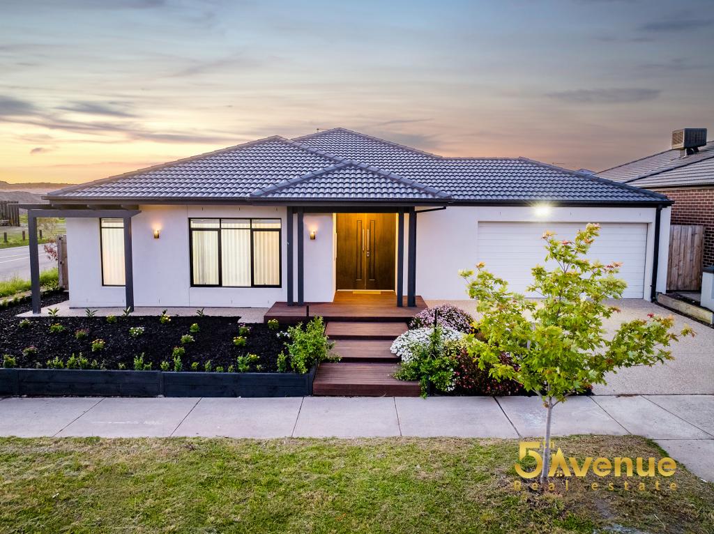 1 Rosanove St, Clyde North, VIC 3978