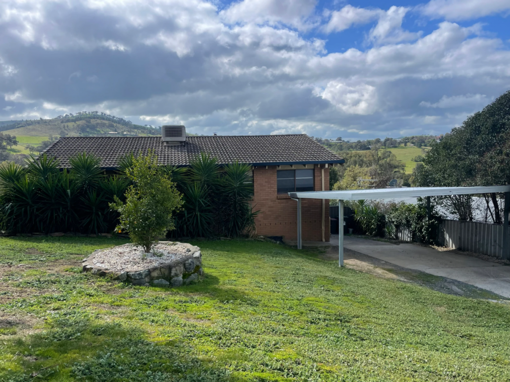 13 Francis Ave, Gundagai, NSW 2722