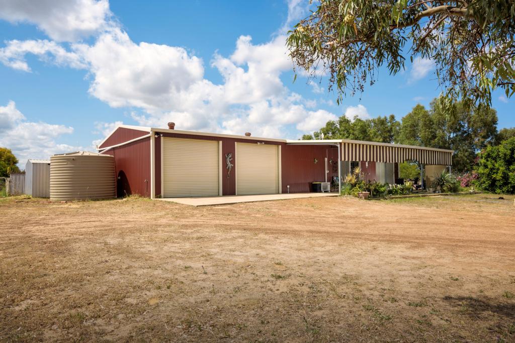 206 Beattie Rd, Waggrakine, WA 6530