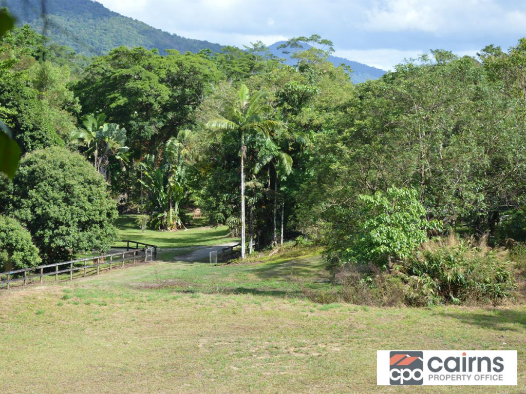 L162 ROCKS RD, REDLYNCH, QLD 4870