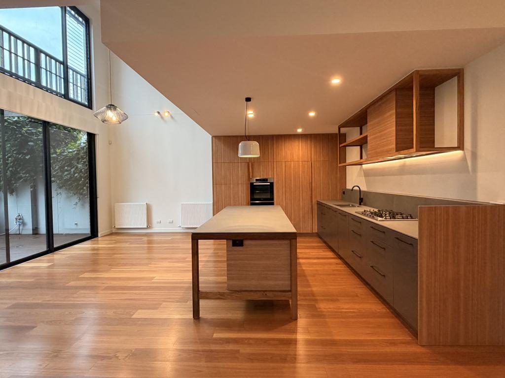 222 Beavers Rd, Northcote, VIC 3070