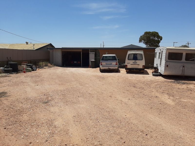 80 Roberts St, Coober Pedy, SA 5723