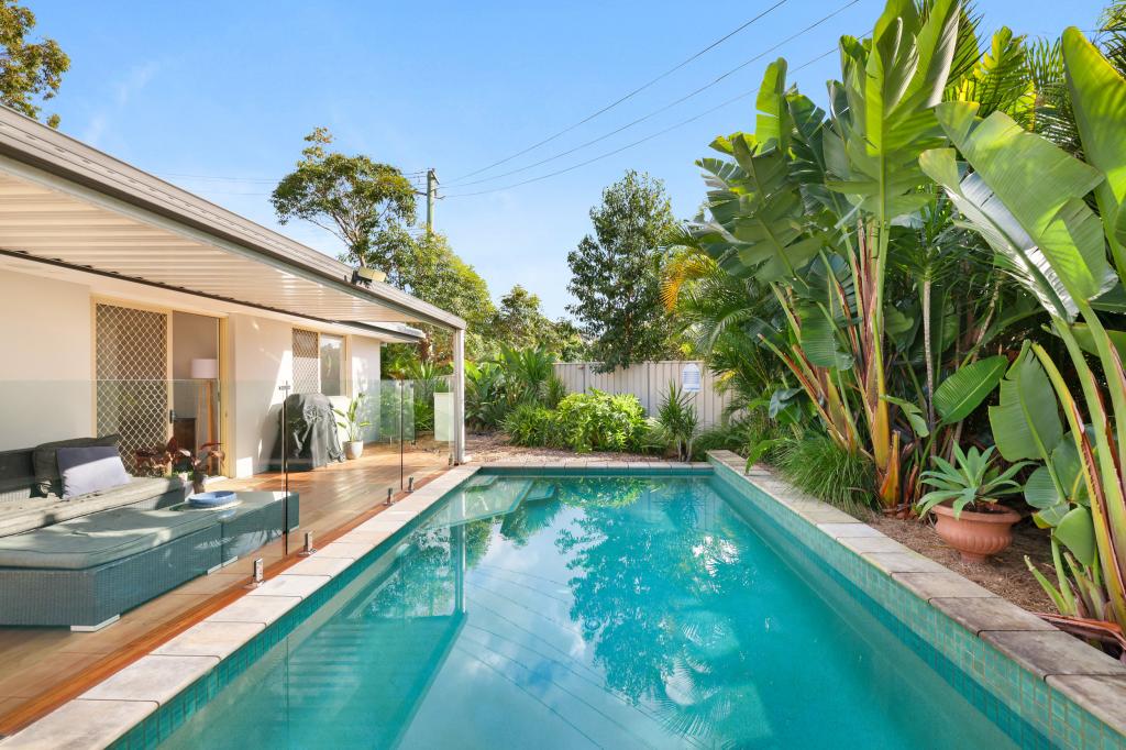 4 Crelga Ct, Merrimac, QLD 4226