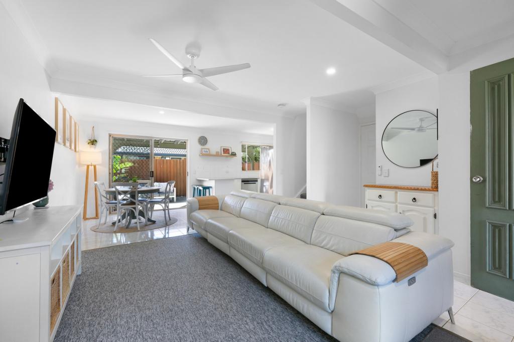 11/12-16 Bottlewood Ct, Burleigh Waters, QLD 4220