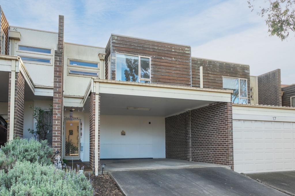 16/52 Shinners Ave, Berwick, VIC 3806
