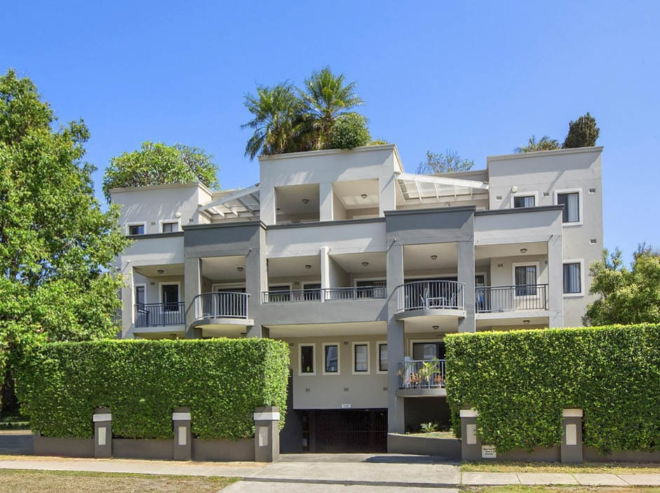 2/11 Sturdee Pde, Dee Why, NSW 2099