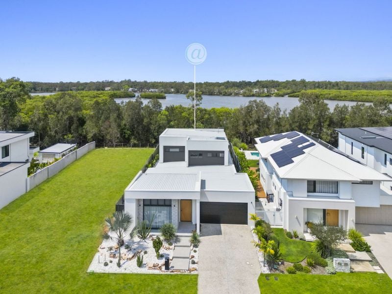 85 Lake Serenity Bvd, Helensvale, QLD 4212