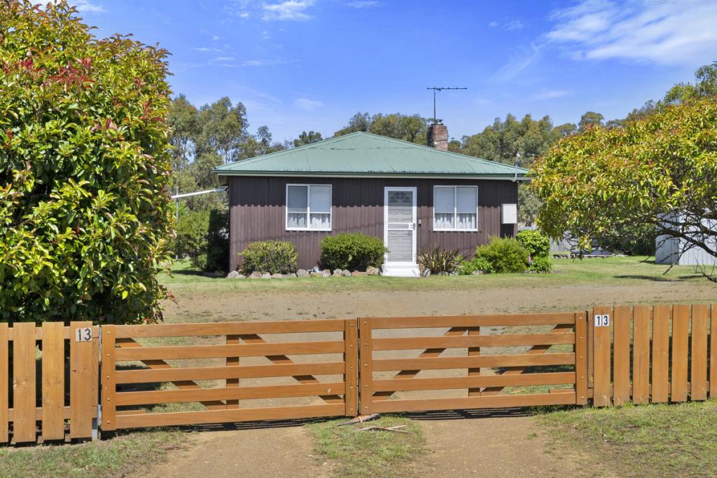 13 Cruttenden St, Buckland, TAS 7190