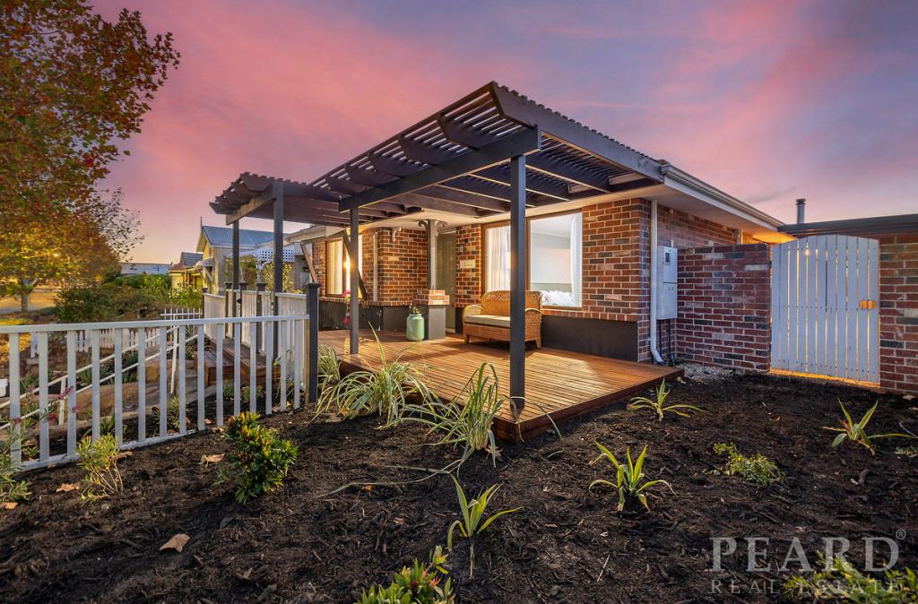 27 Highpoint Bvd, Ellenbrook, WA 6069