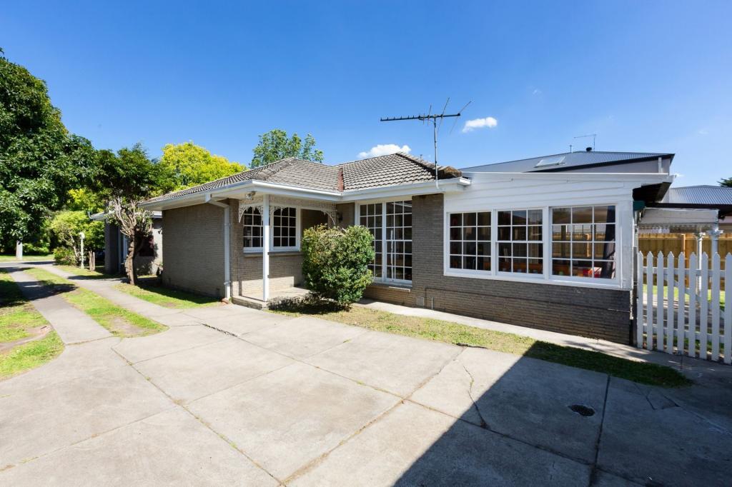 19 Tarella Dr, Mount Waverley, VIC 3149