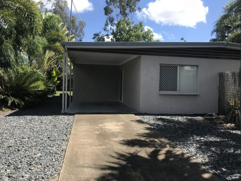 1/15 Maxwell St, Norman Gardens, QLD 4701