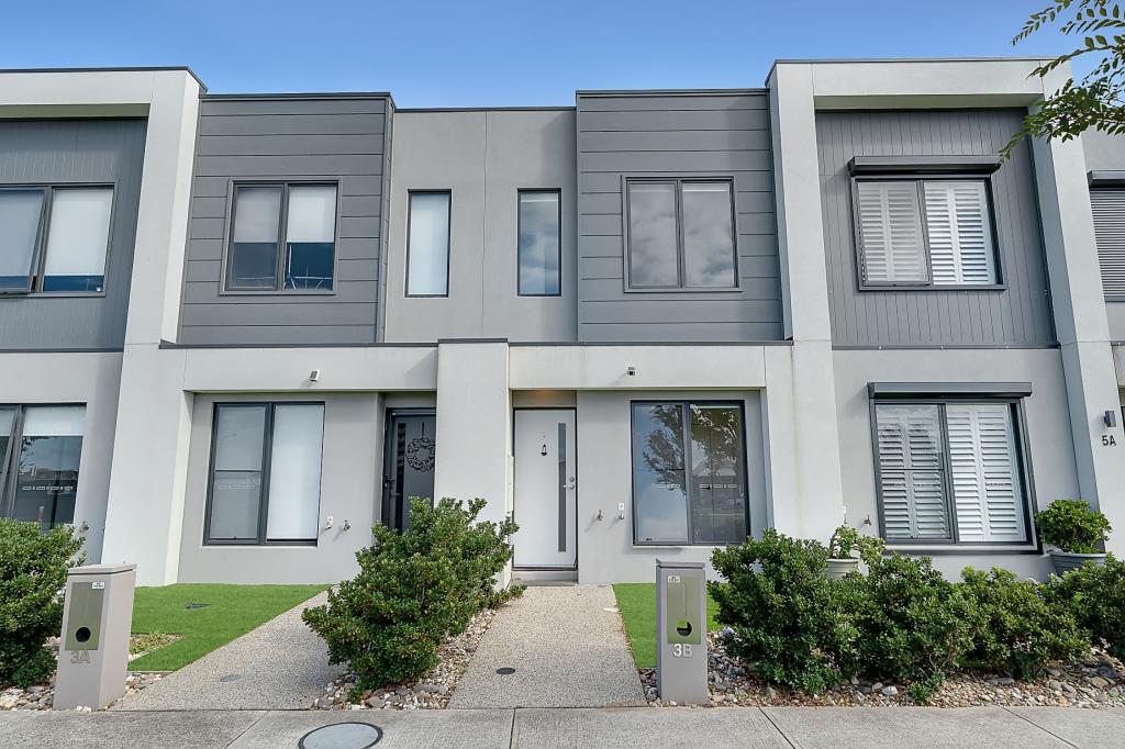 3b Thoroughbred Dr, Clyde North, VIC 3978