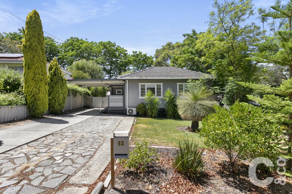 53 Cowcher Way W, Medina, WA 6167