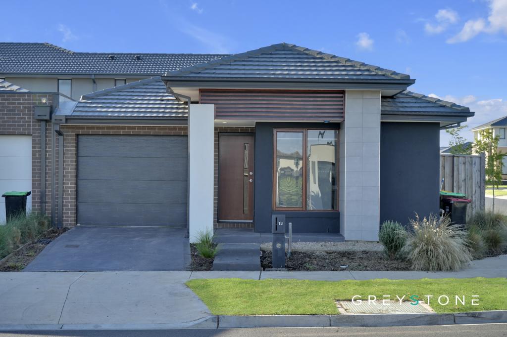 13 Broad Rd, Fraser Rise, VIC 3336