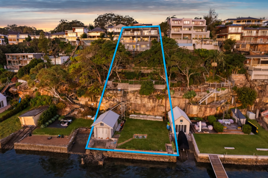 129 Stuart St, Blakehurst, NSW 2221