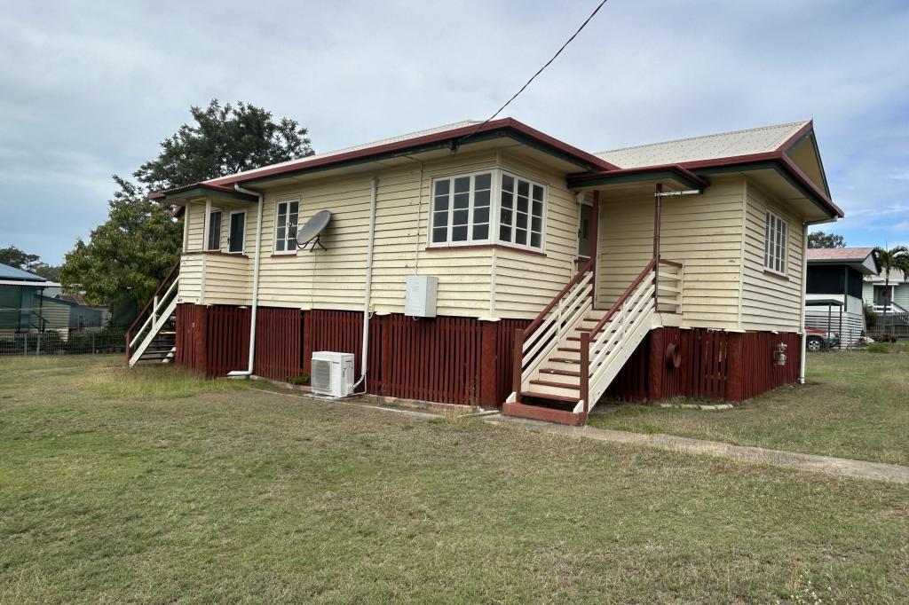 2 Elizabeth St, South Gladstone, QLD 4680