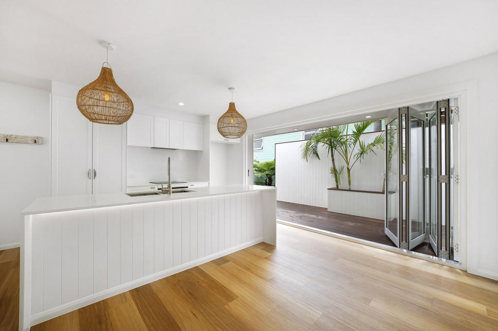 1/25 Evandale Cres, Miami, QLD 4220