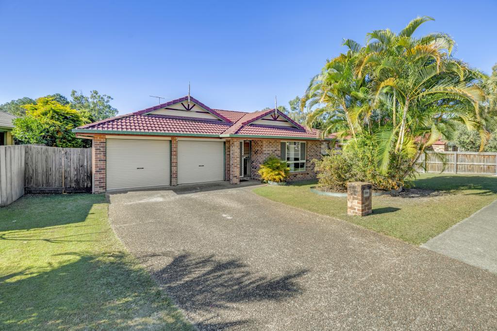 5 LAKESIDE CRES, FOREST LAKE, QLD 4078